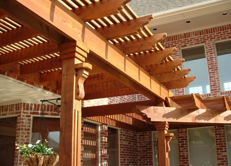 Arbor detail 2 levels