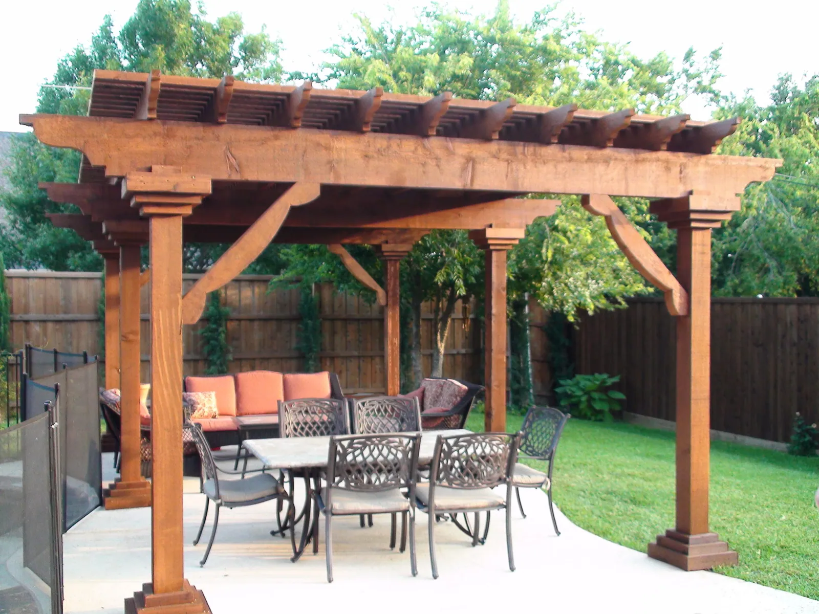 Arbor large beams angle trim — Fence Max Texas project