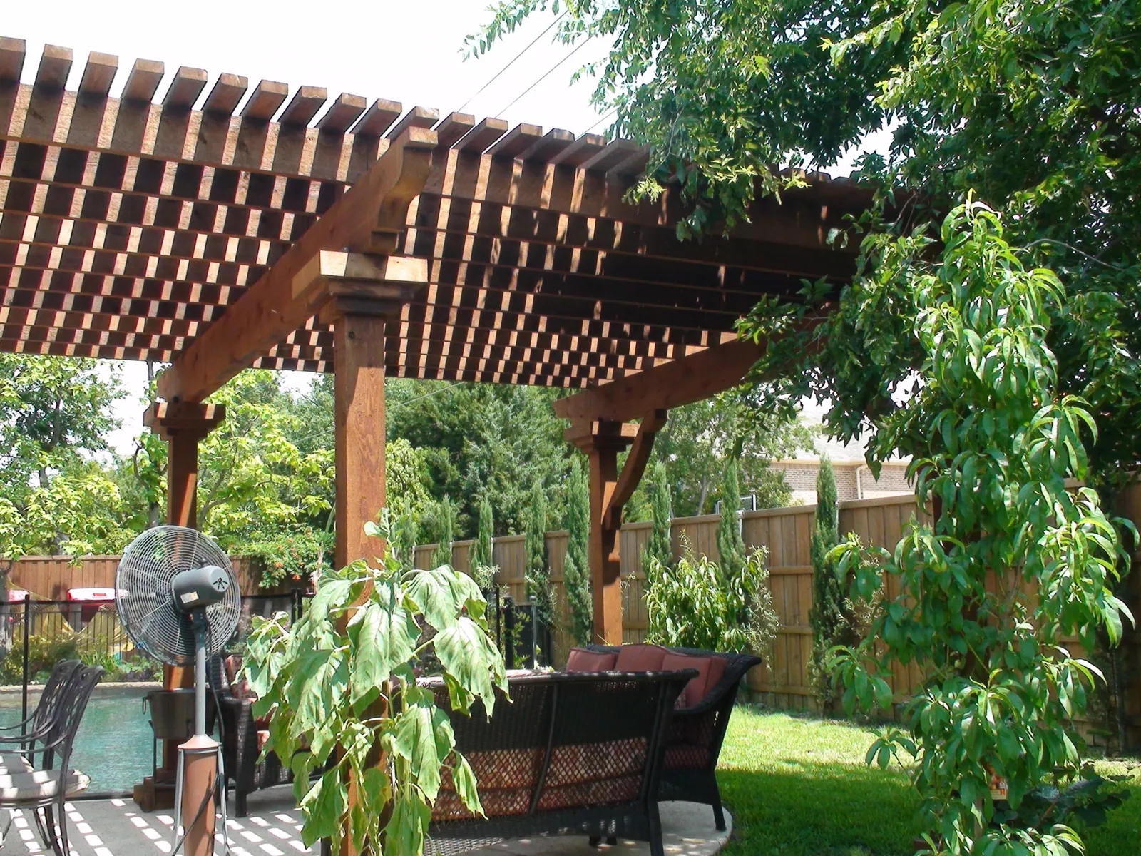 Arbor oversized beams — Fence Max Texas project