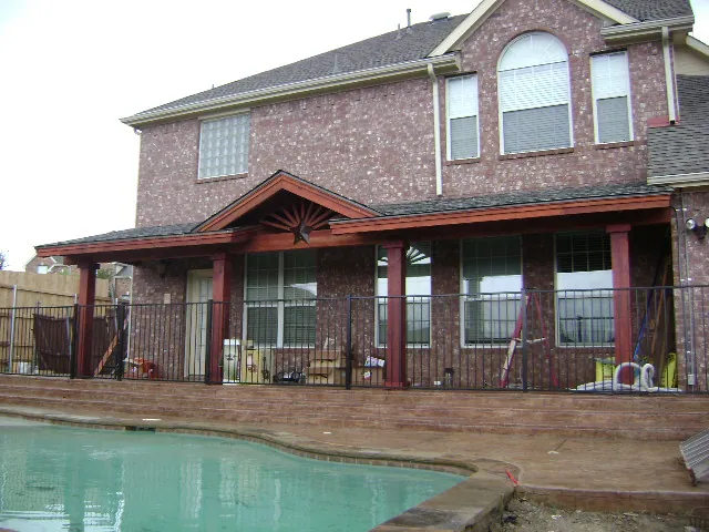 Patio cover flat with gable sunbusrt at ends — Fence Max Texas project