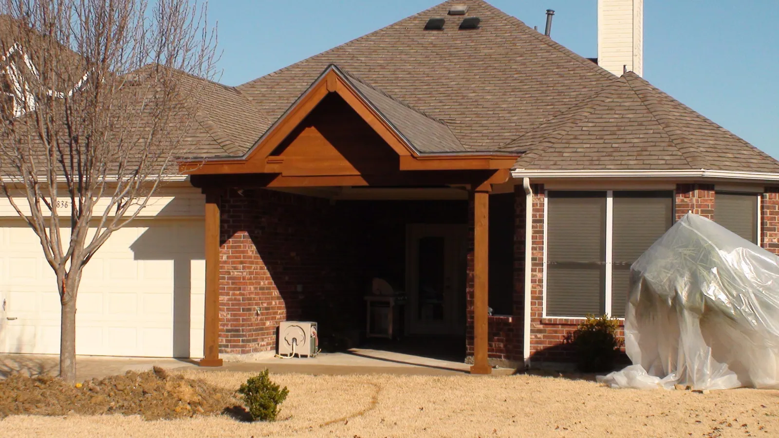 Patio cover with high gable — Fence Max Texas project