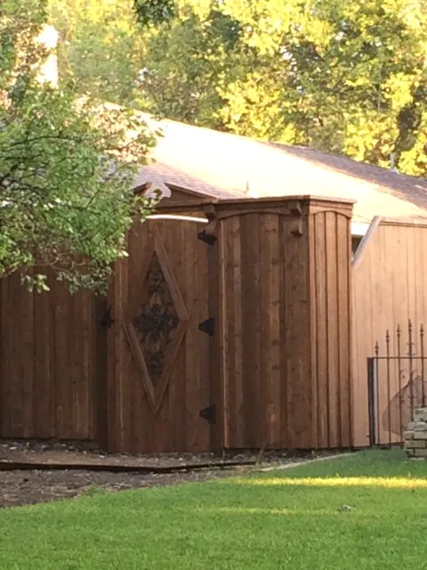 Wood gate with custom insert — Fence Max Texas project