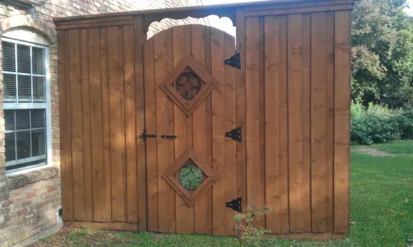 Wood gate with double insert for puppy — Fence Max Texas project